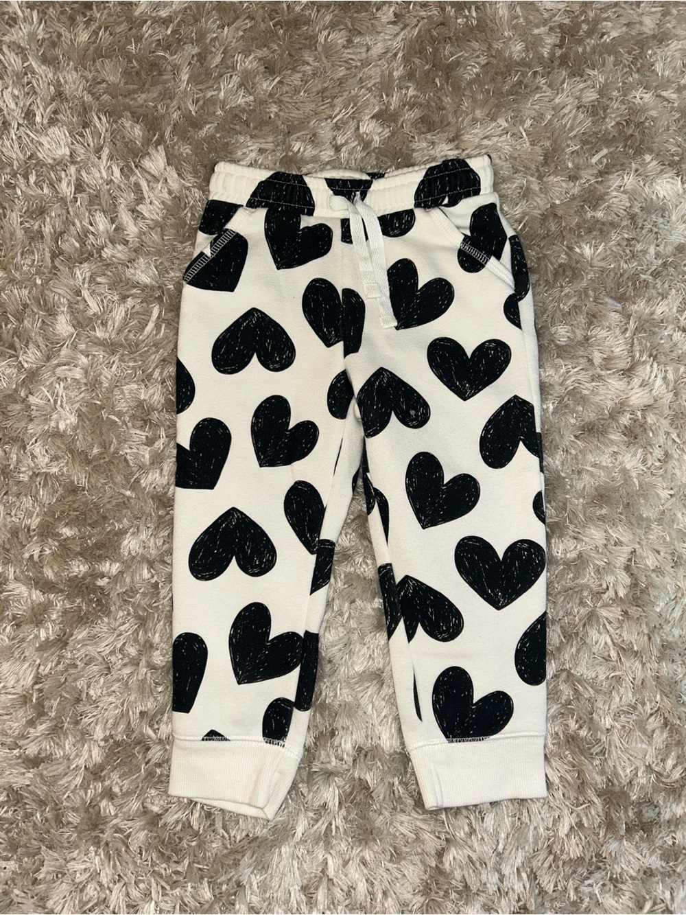 Cat & Jack Black and White Heart Print Joggers